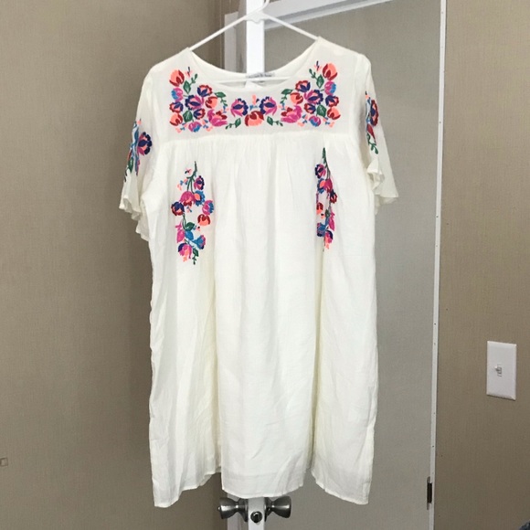 Madewell Dresses & Skirts - Final price! Beautiful cream boutique dress